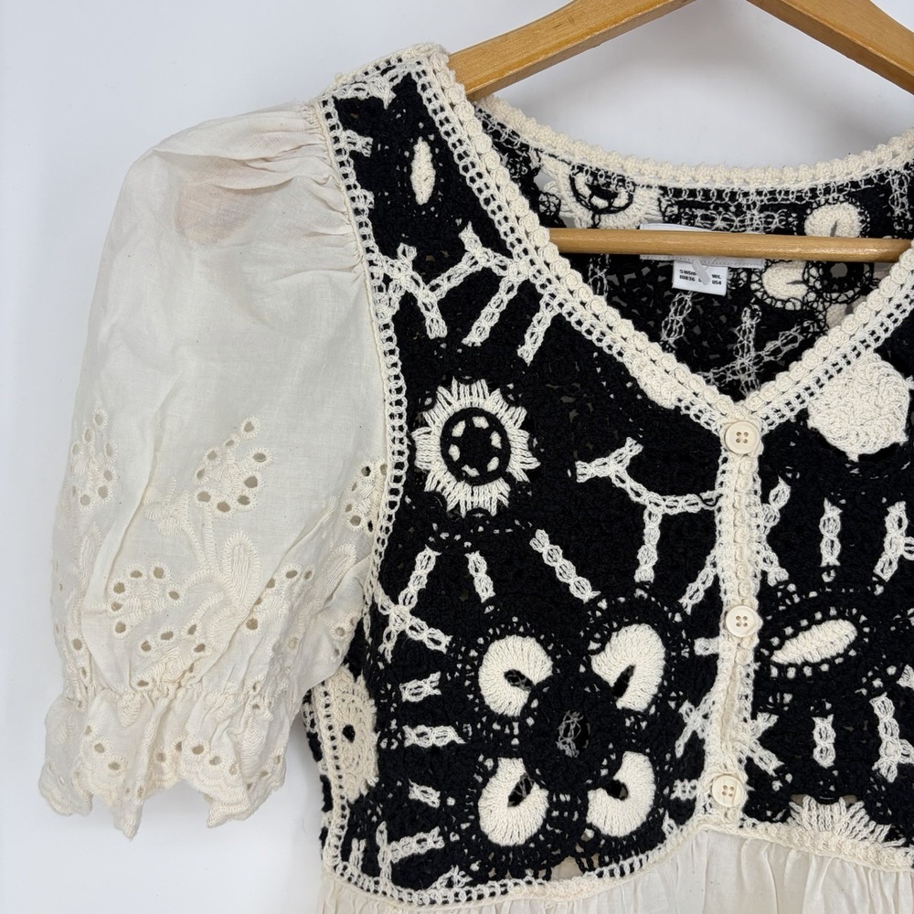 Urban Revivo Crochet Flower Top 4 Black Cream 3D Floral Knit Eyelet Cottagecore